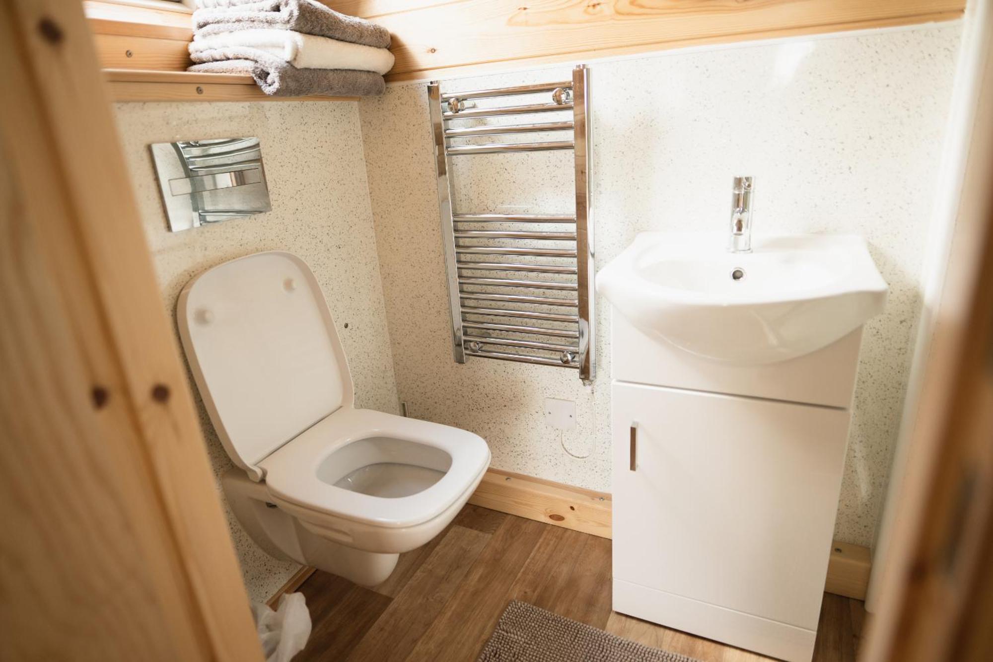Rivendell Farm By Wigwam Holidays * Carmarthen